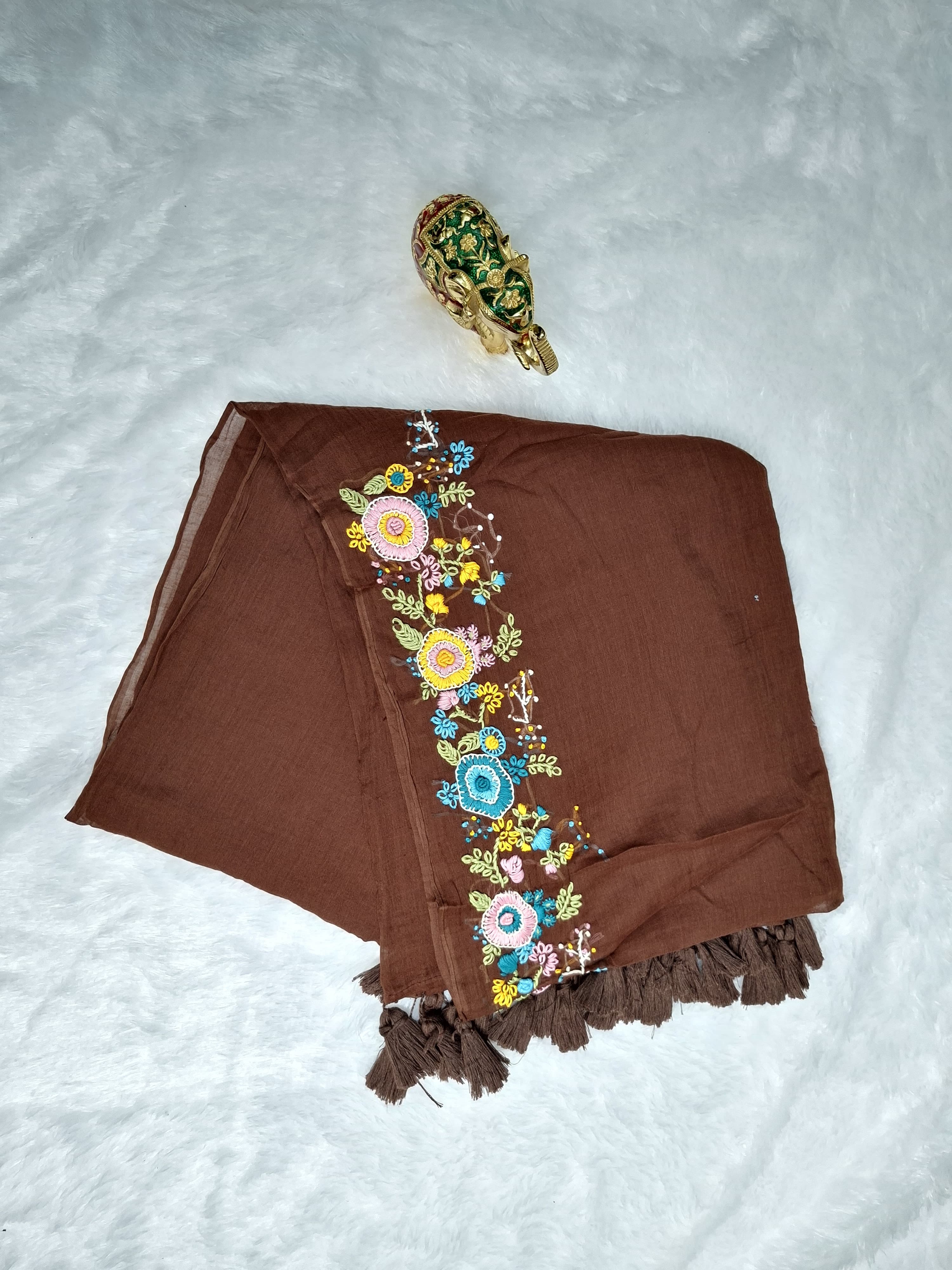 Shoulder Bullion Saree view 1