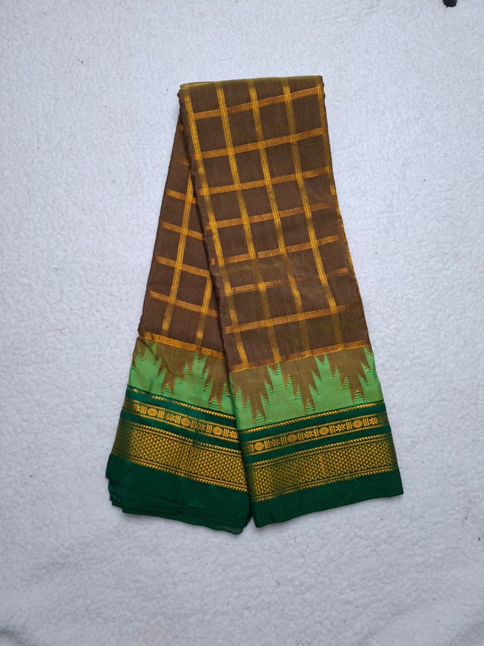 Irkal Tana Silk Checks Saree in Mehandi