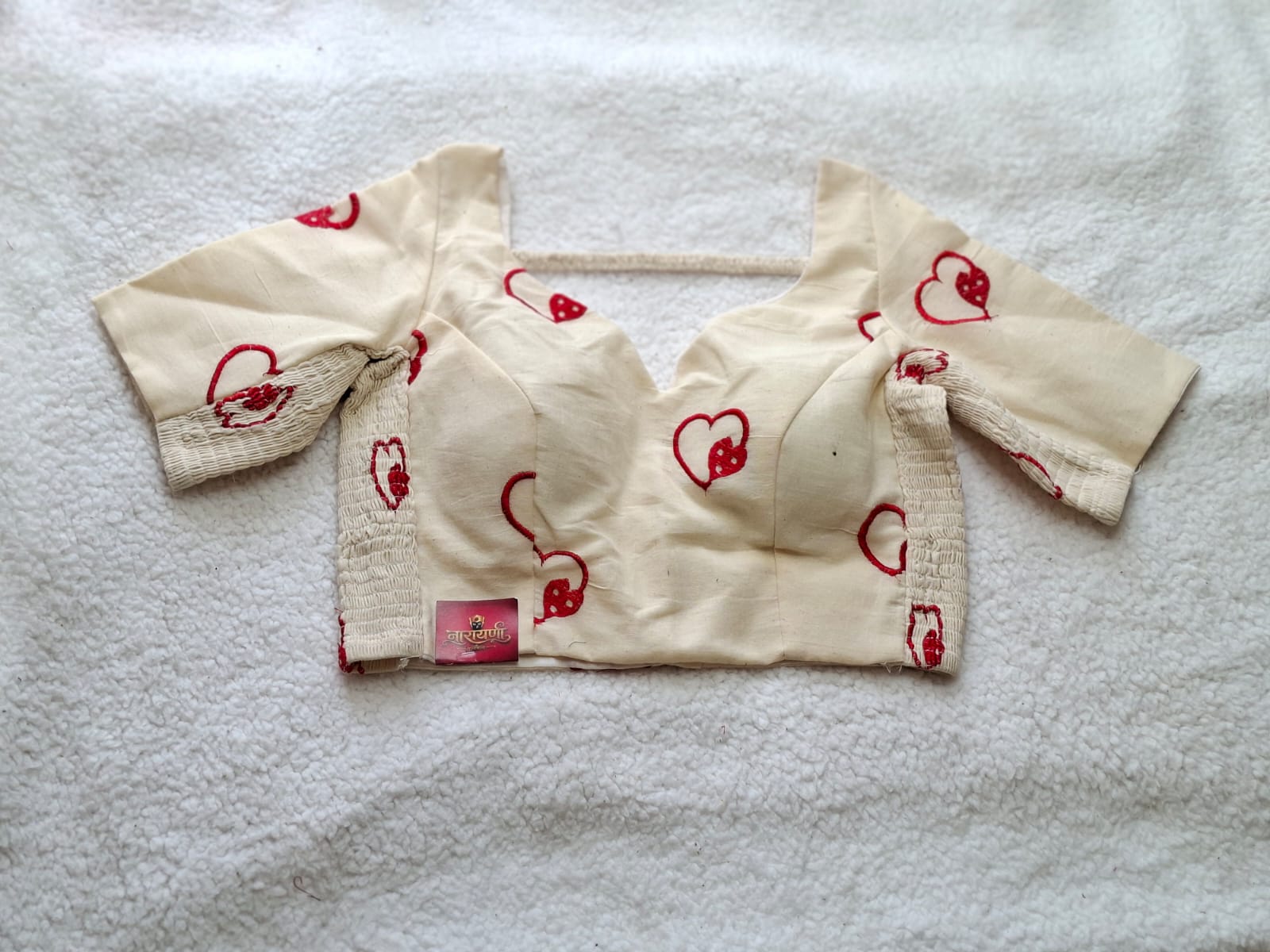 Thread Embroidery Heart Design With Stretchable Blouse view 1