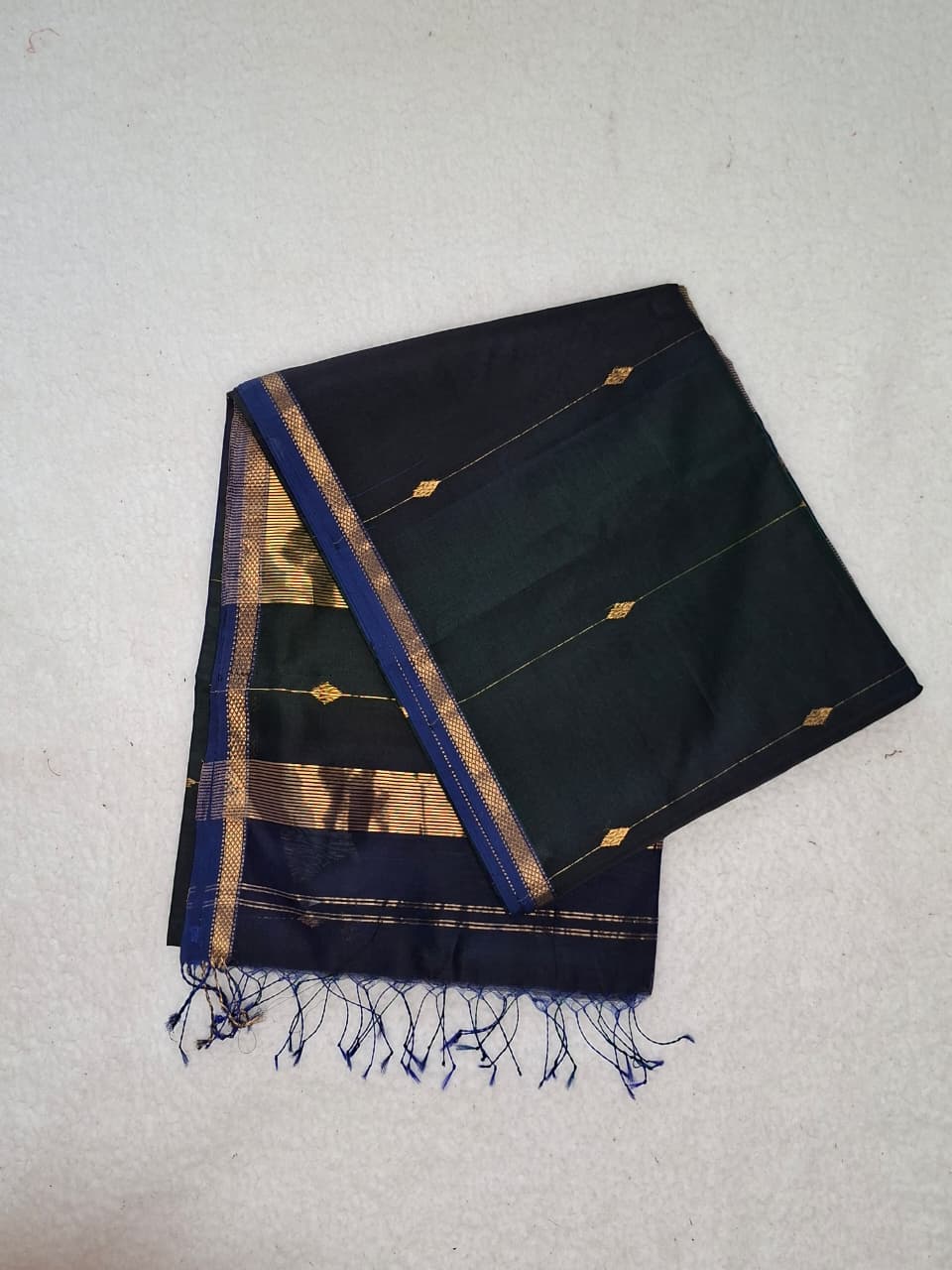 Maheshwari Pure Handloom Saree in Blue Dual Tone