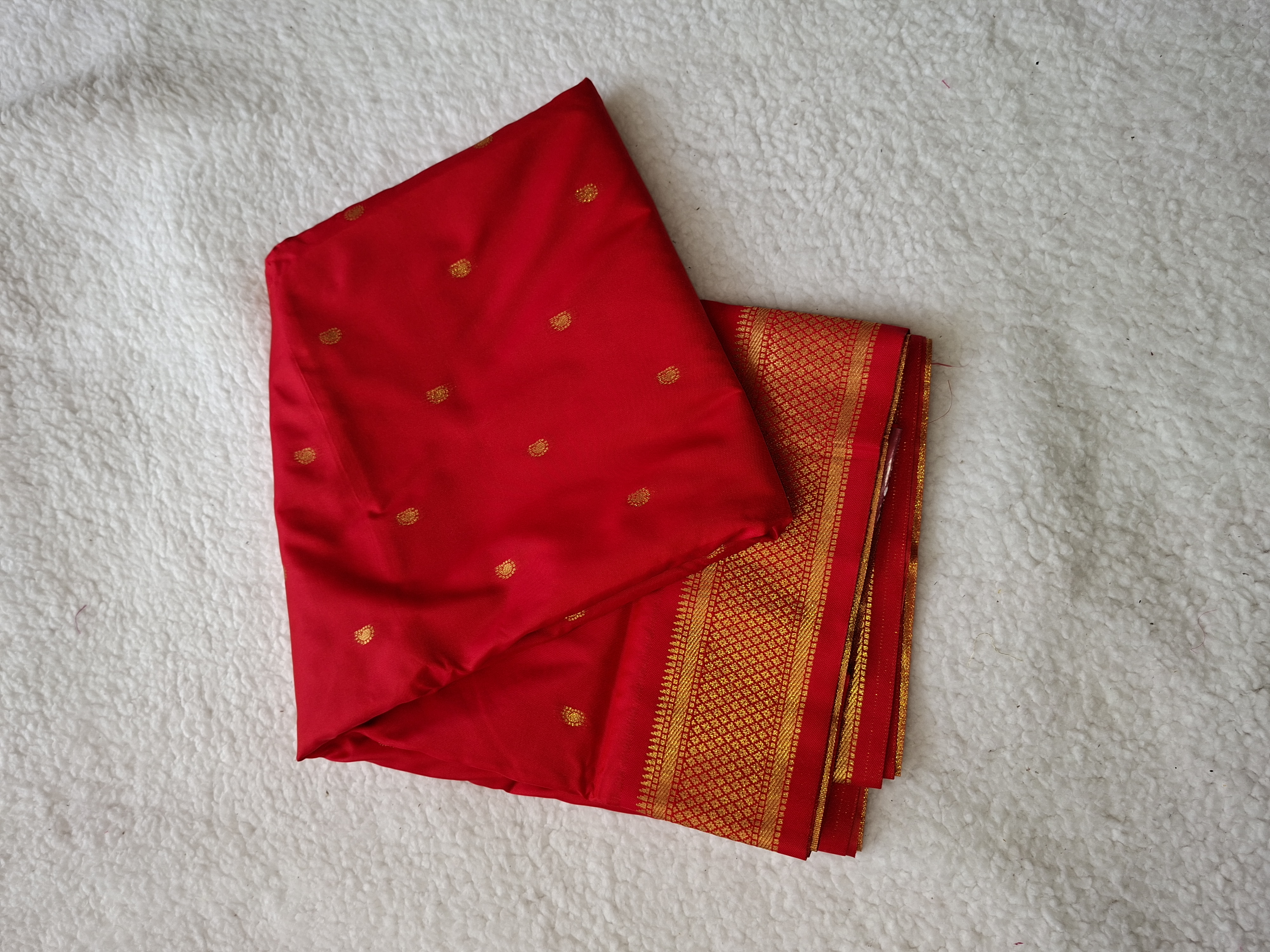 Meena Pallu Saree in Red